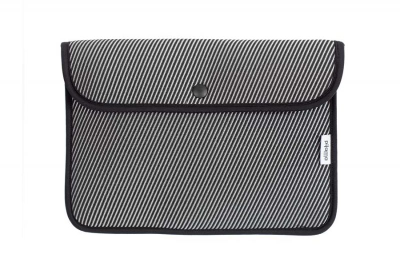 iPad flap case / Pochette L Modern SilveriPad flap case / Pochette L Denim Black